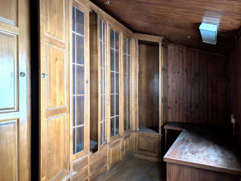 Moradia para reabilitar - Bairro Beira Mar