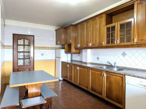 Andar Moradia T3 - São Bernardo