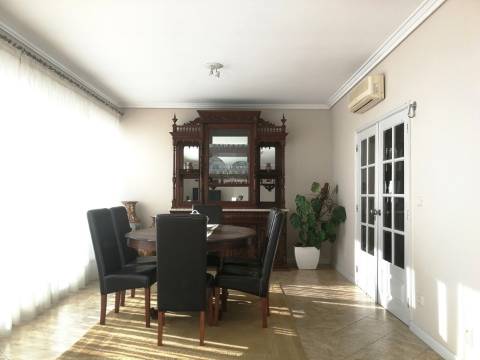 T4 no Bairro do Liceu – Vista Panorâmica sobre a Ria de Aveiro