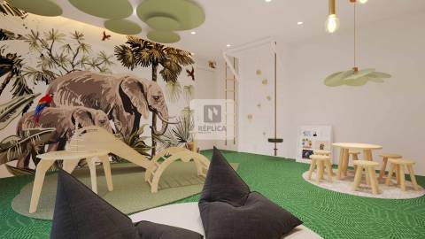 Apartamento T4 com Varanda