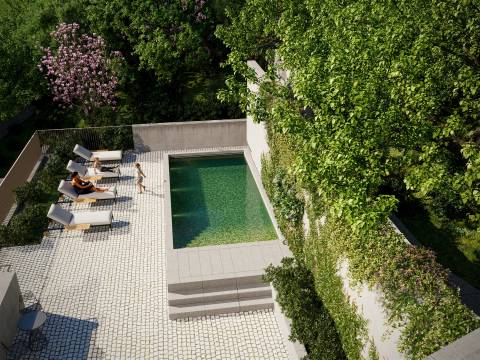 Apartamento T4 com Varanda