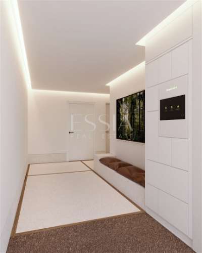 Apartamento T4 com Varanda