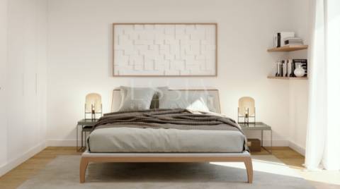 Apartamento T4 com Varanda