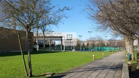 Apartamento T3 com Varanda