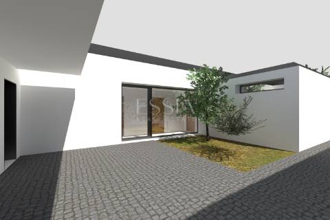 Terreno com Projeto de Arquitetura Aprovado para Construção de Moradia