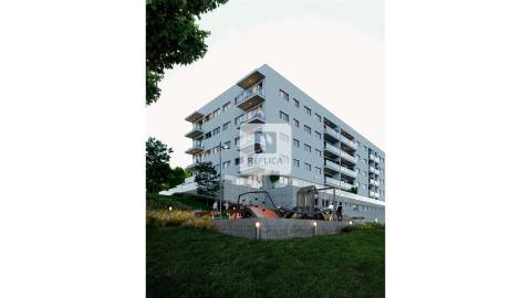 Apartamento T3 com Varanda e Garagem em Canidelo