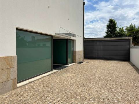 Moradia T4 Venda em Abade de Neiva,Barcelos