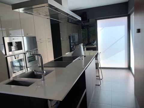 Moradia T4 Venda em Abade de Neiva,Barcelos