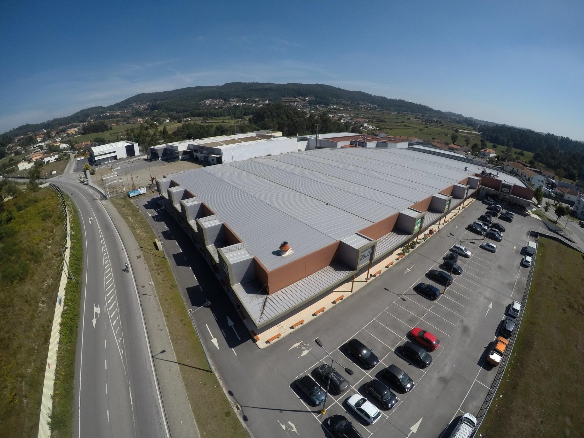 Loja  Arrendamento em Adães,Barcelos