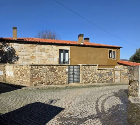 Moradia T4 Venda em Roriz,Barcelos