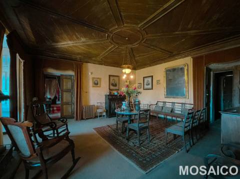 Propriedade de 3ha Casa Brasonada Século XVII em zona património mundial UNESCO, para VENDA