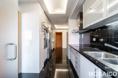 Apartamento T4 Venda em Ramalde,Porto