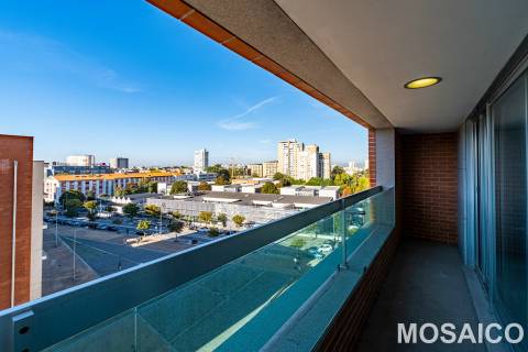 Apartamento T4 Venda em Ramalde,Porto