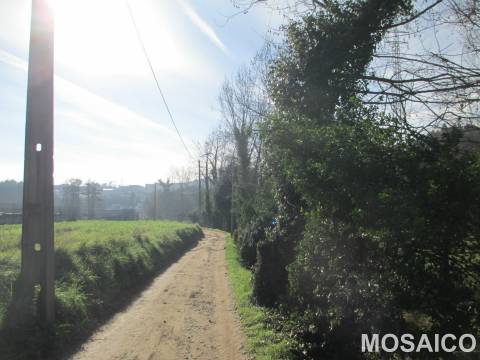 Terreno Misto T3 Venda em Serzedo e Perosinho,Vila Nova de Gaia