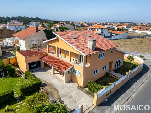 Moradia Isolada T5 Venda em Gafanha da Encarnação,Ílhavo