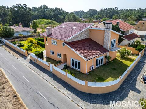 Moradia Isolada T5 Venda em Gafanha da Encarnação,Ílhavo