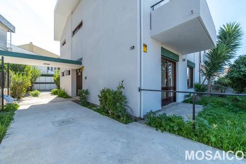 Moradia em Banda T6 Arrendamento em São Mamede de Infesta e Senhora da Hora,Matosinhos