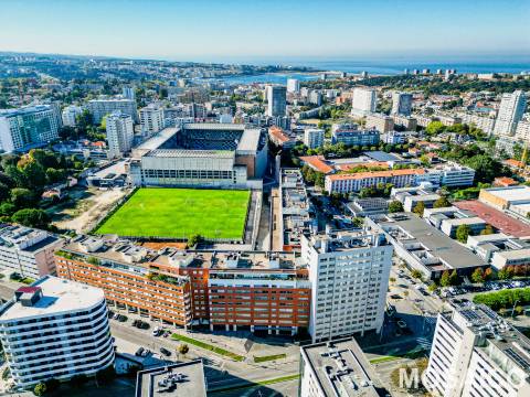 Apartamento T4 Arrendamento em Ramalde,Porto