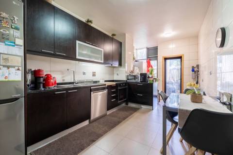 Apartamento T2 Venda em Mafamude e Vilar do Paraíso,Vila Nova de Gaia