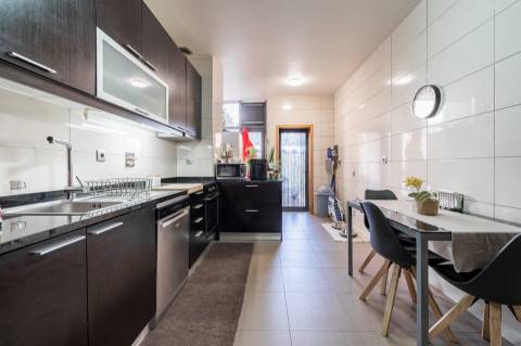 Apartamento T2 Venda em Mafamude e Vilar do Paraíso,Vila Nova de Gaia