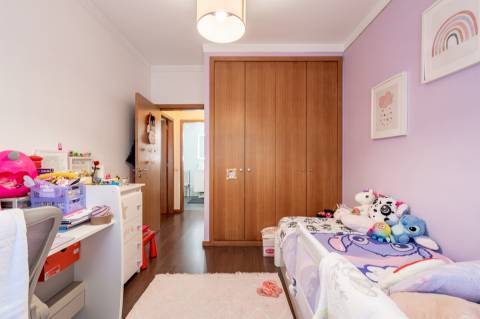 Apartamento T2 Venda em Mafamude e Vilar do Paraíso,Vila Nova de Gaia