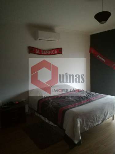 Moradia T3 com terreno e garagem, Abitureira