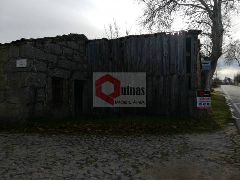 Moradia Devoluta T0 Venda em Vila do Touro,Sabugal