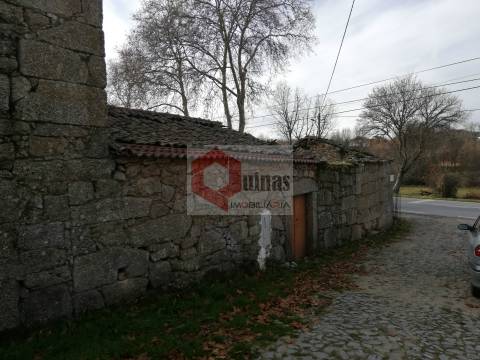 Moradia Devoluta T0 Venda em Vila do Touro,Sabugal