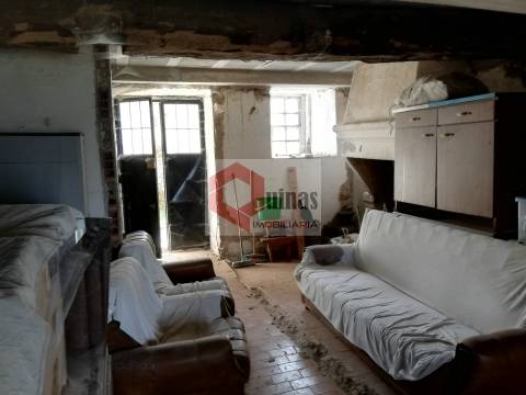 Moradia em Banda T0 Venda em Sabugal e Aldeia de Santo António,Sabugal