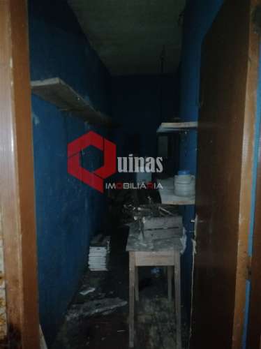 Moradia para restaurar na Cerdeira do Côa, Sabugal, Guarda