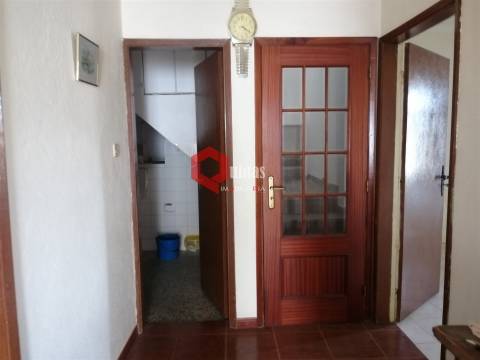 Moradia para restaurar na Cerdeira do Côa, Sabugal, Guarda