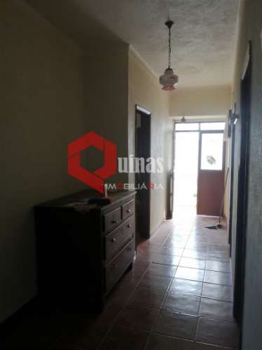 Moradia para restaurar na Cerdeira do Côa, Sabugal, Guarda