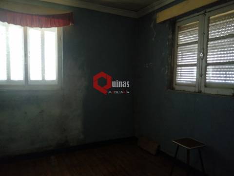 Moradia Isolada T2 Venda em Guarda,Guarda