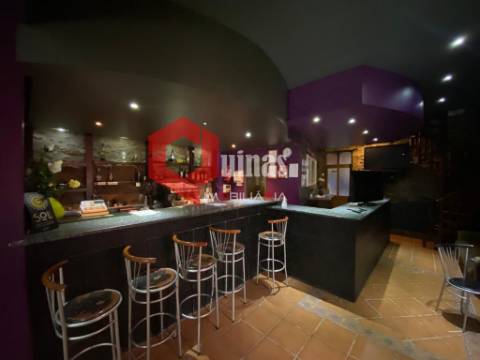 Café/Restaurante para VENDA na Rebolosa,Sabugal.