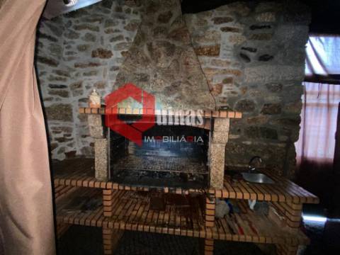 Café/Restaurante para VENDA na Rebolosa,Sabugal.