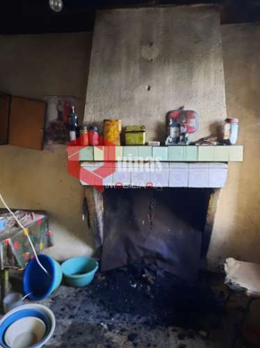 Casa Rústica com terreno para venda na Aldeia Velha