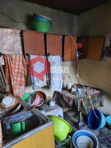 Casa Rústica com terreno para venda na Aldeia Velha