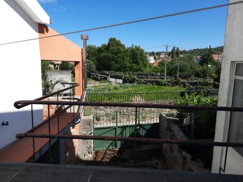 Arrendamento T1 com quintal