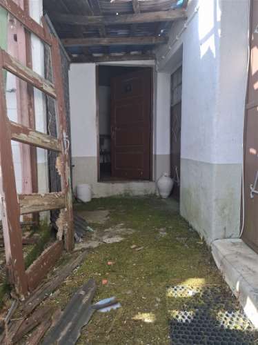 Imóvel devoluto para reconstrução na Abitureira, Sabugal, Guarda