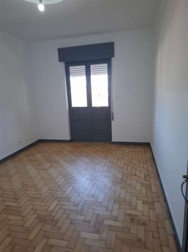 Venda Apartamento T2 junto ao Polo IV da UBI Covilhã