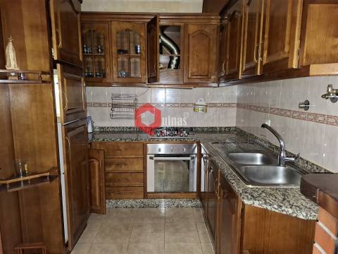 Moradia T3 em banda na Benquerença, Penamacor