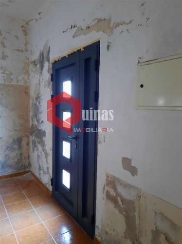 Imóvel T6 habitável para renovar na Gafanha da Boa Hora, Vagos, Aveiro