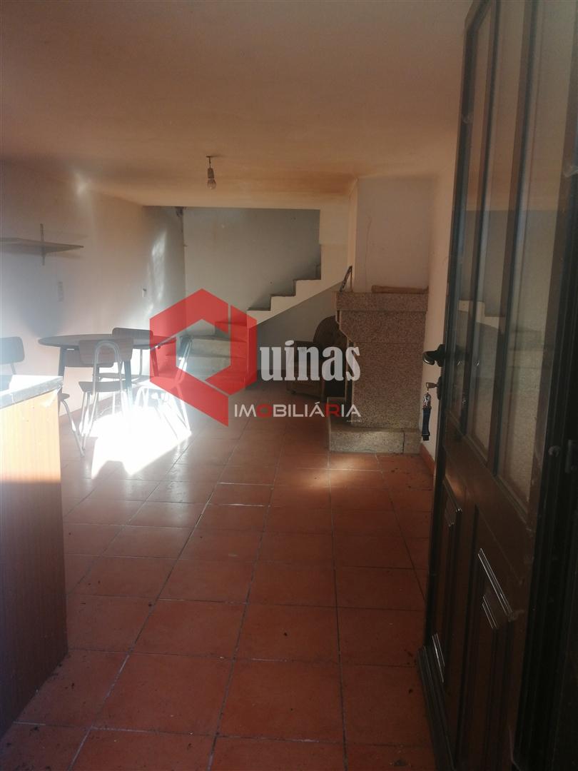 Venda de Casa T1 no Baraçal, Sabugal.