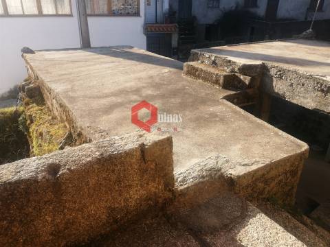 Venda de Casa T1 no Baraçal, Sabugal.