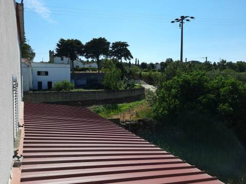 Arrendamento T1 com quintal