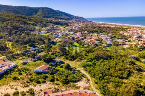 Praia de Quiaios. Terreno Com Viabilidade de Construção