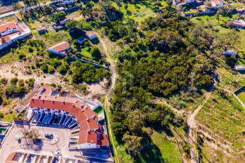 Praia de Quiaios. Terreno Com Viabilidade de Construção