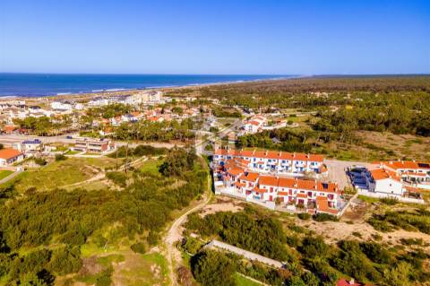 Praia de Quiaios. Terreno Com Viabilidade de Construção
