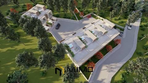 Terreno de 2.600 m² com Potencial de Construção – A Dois Passos do Mar