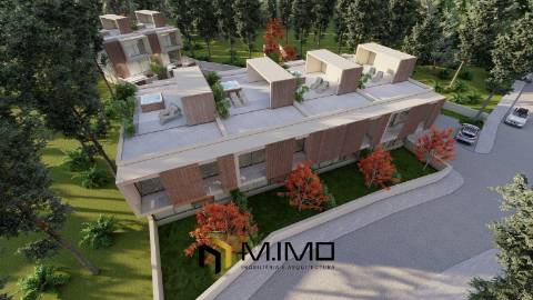 Terreno de 2.600 m² com Potencial de Construção – A Dois Passos do Mar